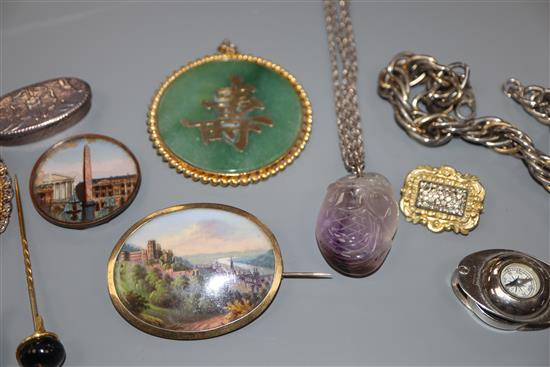 Mixed collectables including costume jewellery, silver pill box, etc.